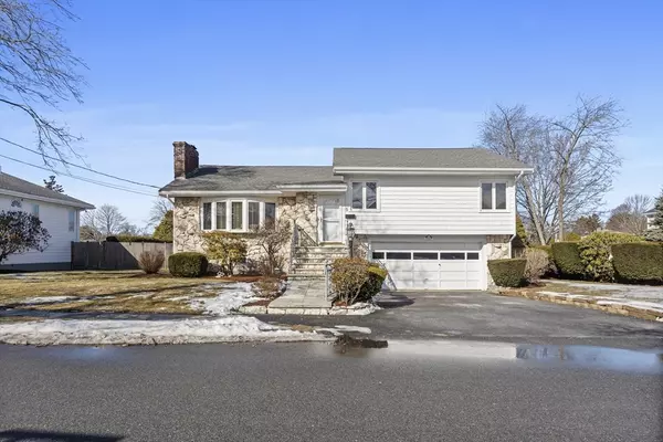 5 Arlyn Rd, Marblehead, MA 01945