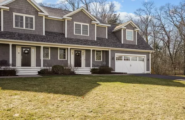 Seekonk, MA 02771,21 Warren Ave #5