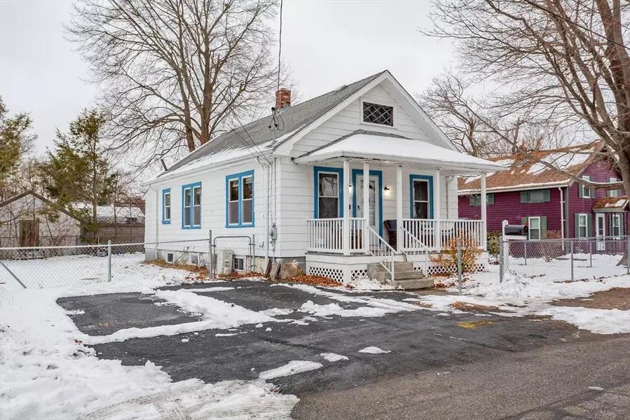 49 Munsey Ave, Swansea, MA 02777