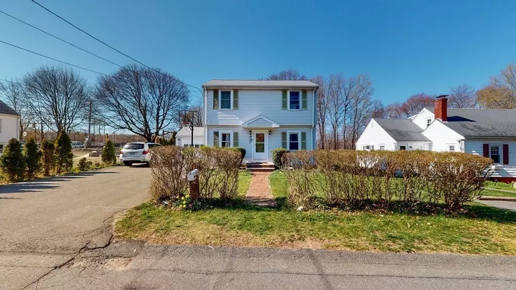 6 Everett St, Avon, MA 02322