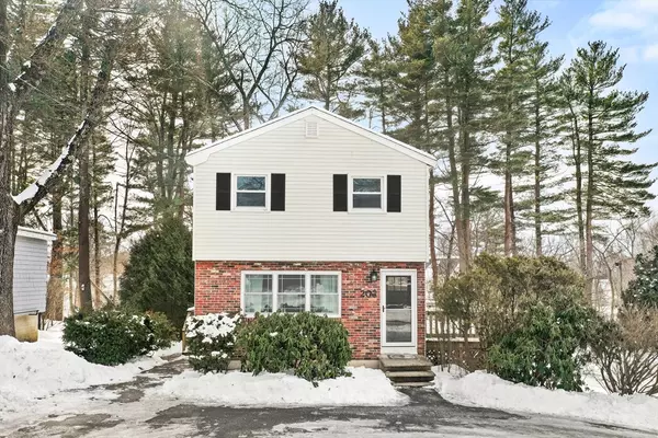 202 & 208 Long Pond Dr, Dracut, MA 01826