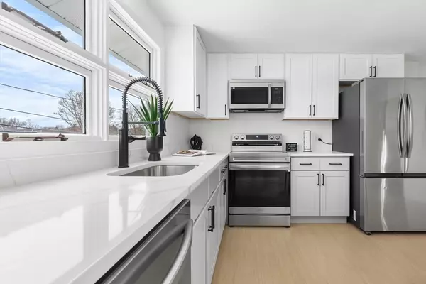 18 Lothrop St Saugus, MA 01906