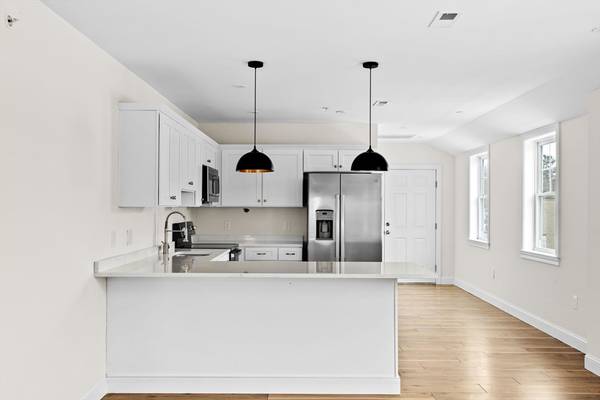 1 Pleasant Street #301, Cohasset, MA 02025