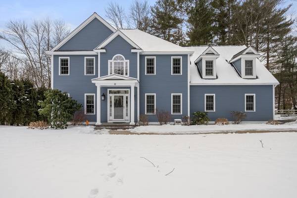 11 Deer Path, Natick, MA 01760