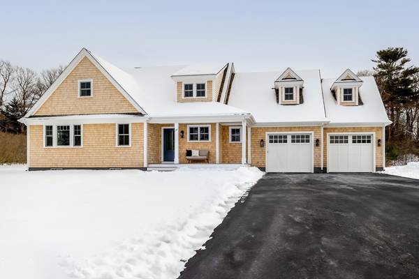 18 Seneca Lane, Sandwich, MA 02563