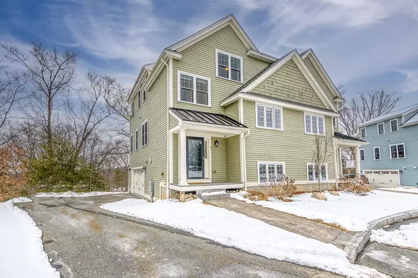 31 Clarks Hill Ln #31, Framingham, MA 01702