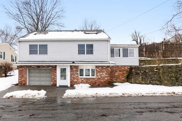 13 Folger Avenue, Beverly, MA 01915