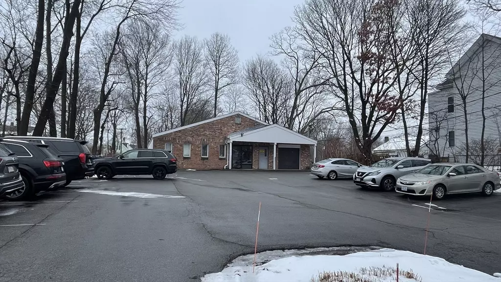 112 Bank St, Attleboro, MA 02703