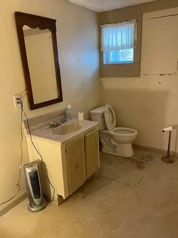 Derry, NH 03038,32 South Ave