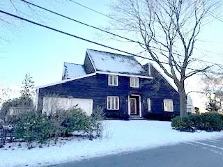 245 Ocean Avenue, Marblehead, MA 01945