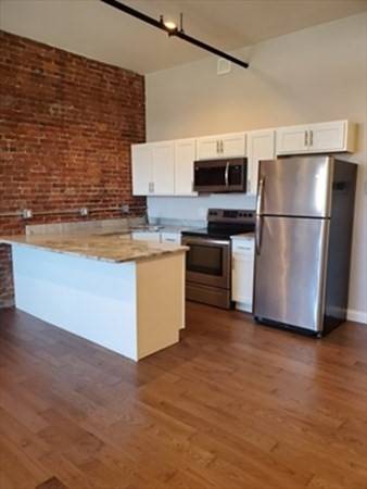 1 Main St #309, Peabody, MA 01960