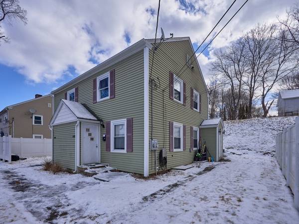 493 Hamilton St, Southbridge, MA 01550