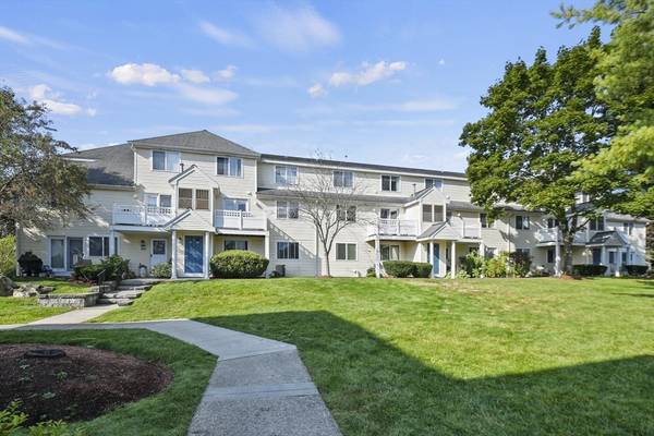 360 Littleton Road #C13, Chelmsford, MA 01824