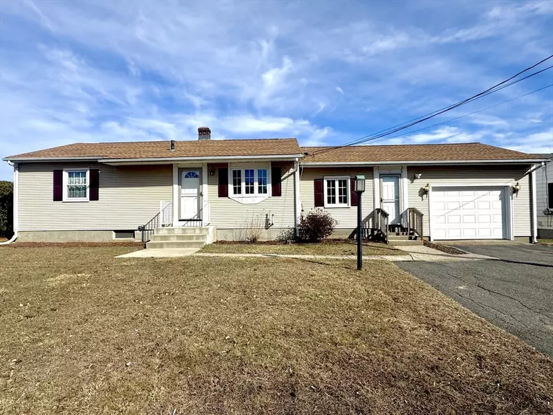 43 Lorimer St, Chicopee, MA 01013