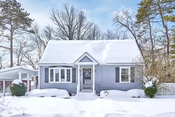 66 Sunset Rd, Dracut, MA 01826