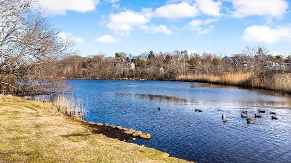 Gloucester, MA 01930,3 Joppa Way