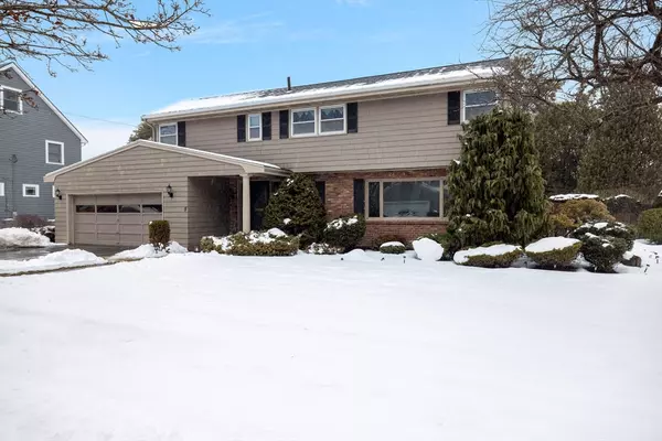 5 Mckinley Road, Marblehead, MA 01945