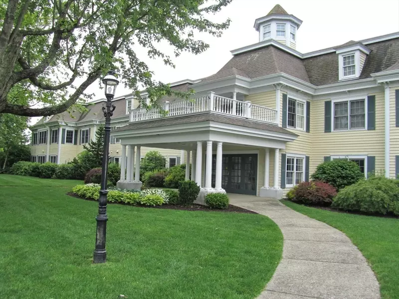 601 Route 28 #104, Harwich, MA 02646