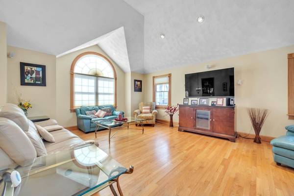 Billerica, MA 01821,18 Baldwin Rd