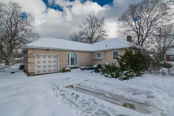Ludlow, MA 01056,32 White St