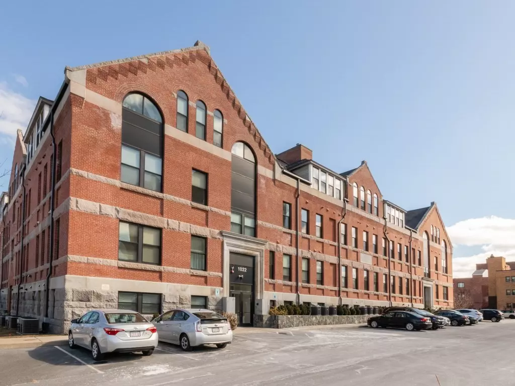 Quincy, MA 02169,1022 Hancock St #114