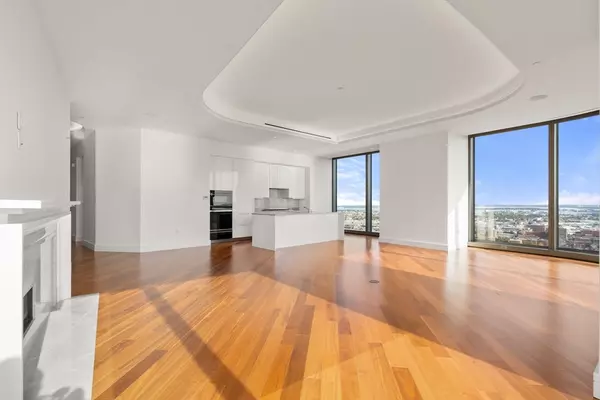 Boston, MA 02115,1 Dalton Street #4504