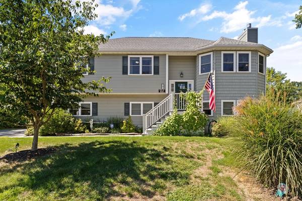 6 Ferry Rd #A, Salisbury, MA 01952