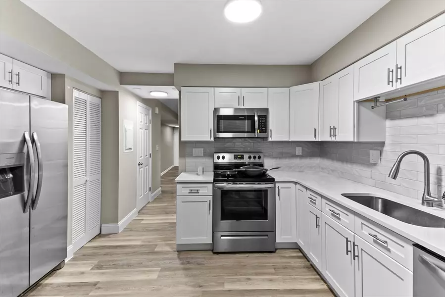 625 Dana Farms #625, Fairhaven, MA 02719