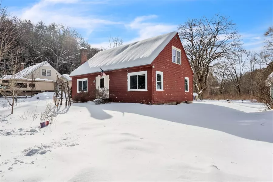 44 Spring Ter, Greenfield, MA 01301