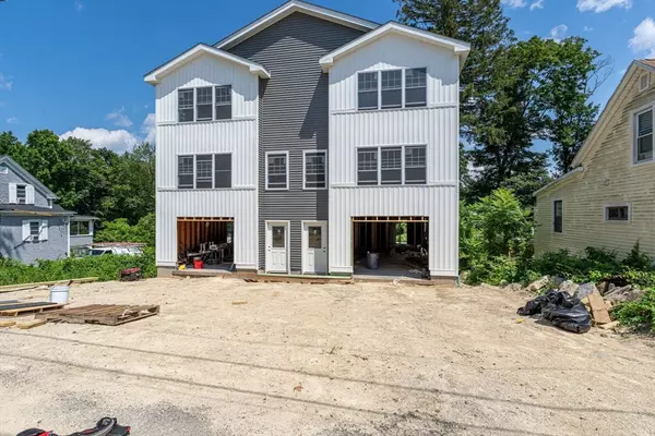 Webster, MA 01570,17 Crosby St #A