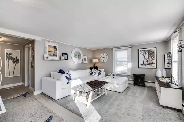 Falmouth, MA 02540,48 Walker St