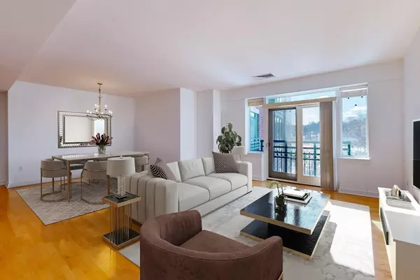 Milton, MA 02186,88 Wharf St #409