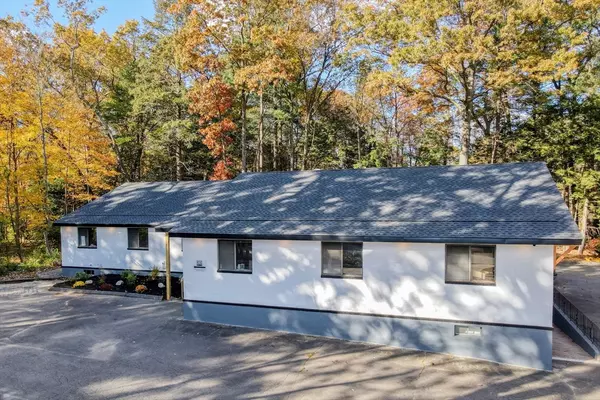 Simsbury, CT 06070,2 Gordon St