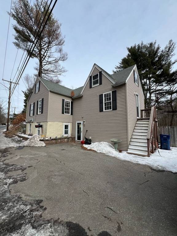 858 Providence Rd, Northbridge, MA 01588