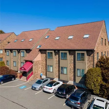 2 Cabot Pl #2, Stoughton, MA 02072