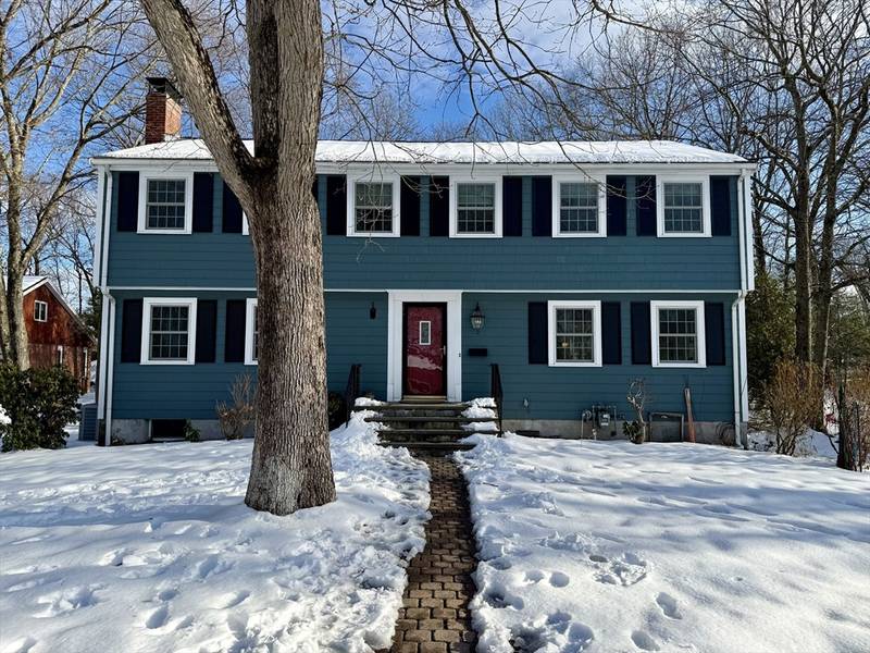 9 Lilac Circle, Wellesley, MA 02482