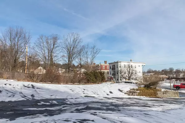 Fitchburg, MA 01420,0 Blossom Street