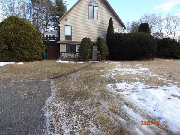 6B Railroad Ave. #6B, Upton, MA 01568