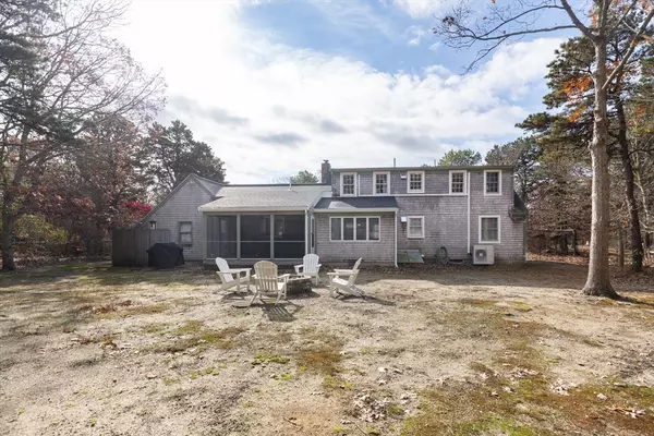 Eastham, MA 02642,60 Wamsutta Rd