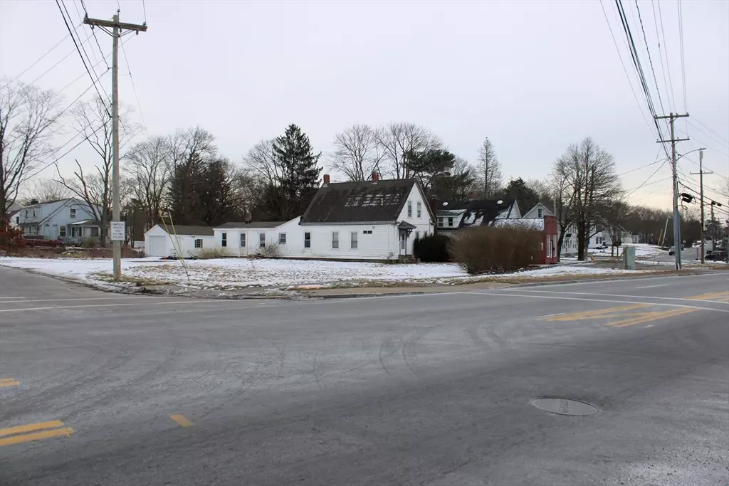 Abington, MA 02351,1353 Washington Street