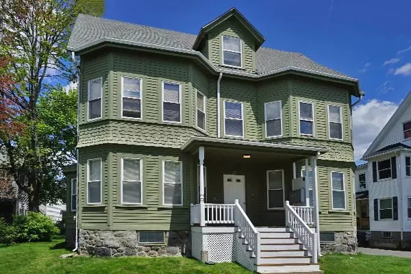 252 Ash St #4, Waltham, MA 02453