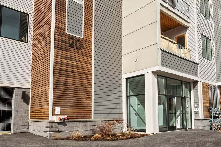 20 Taft Hill Park #9, Boston, MA 02131