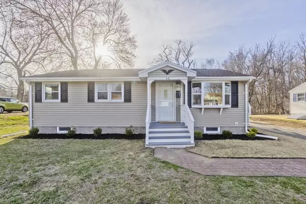 46 Armanella St, Chicopee, MA 01020