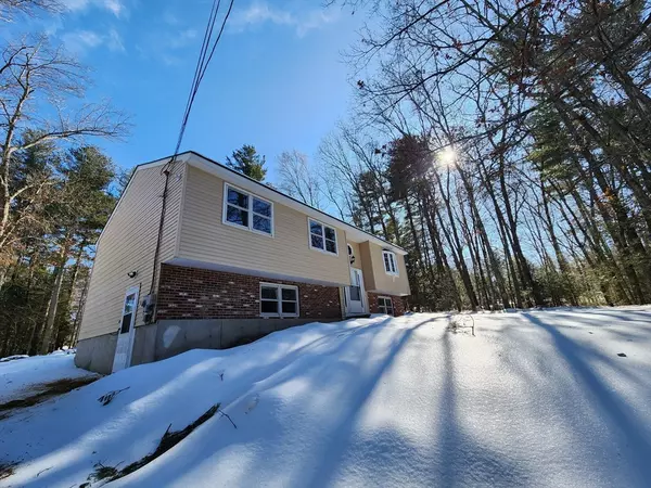 11 Dolge Ct, Oxford, MA 01540