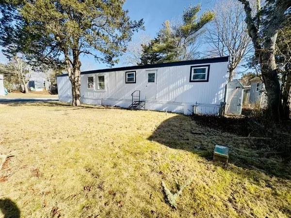 Bourne, MA 02559,5 Third Ave