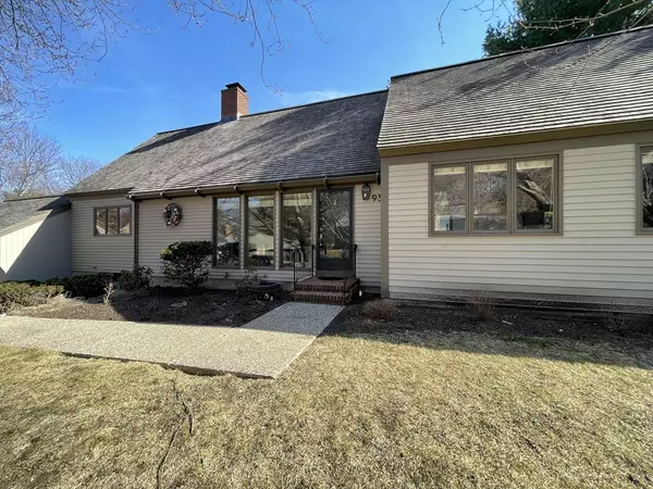 Lexington, MA 02421,93 Potter Pond #93