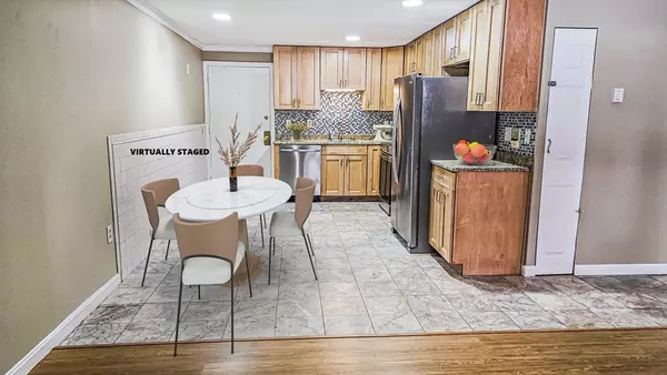Northborough, MA 01532,39 Pleasant St #A2