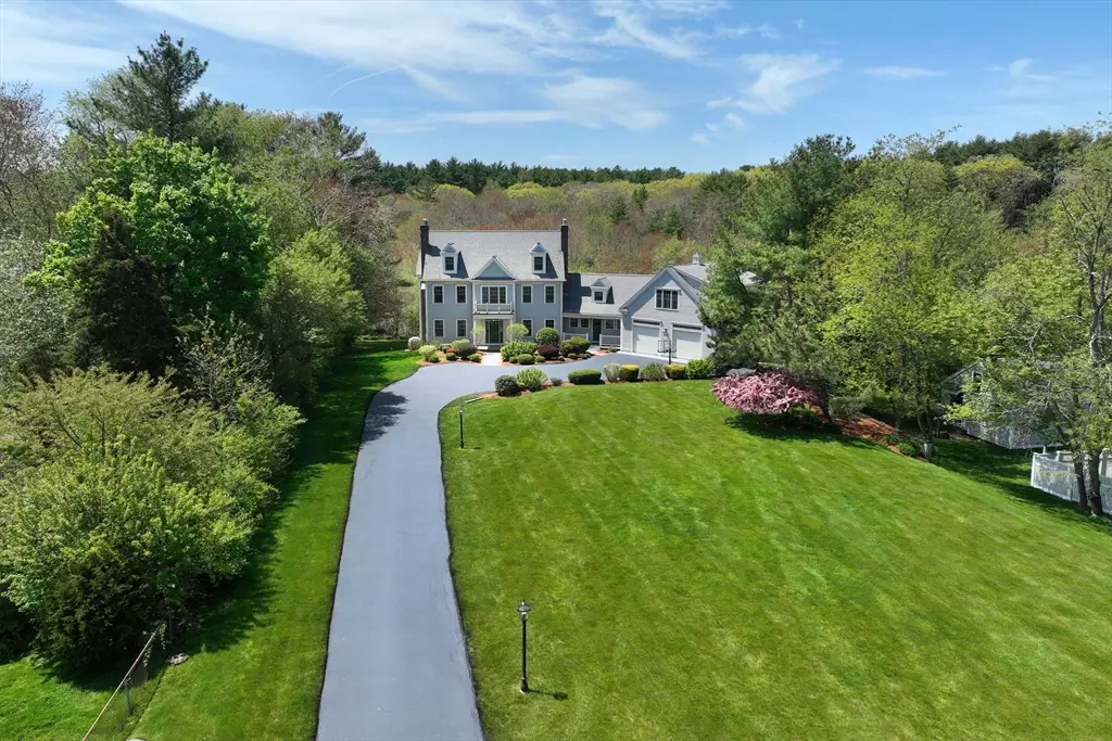 Norwell, MA 02061,179 Central St