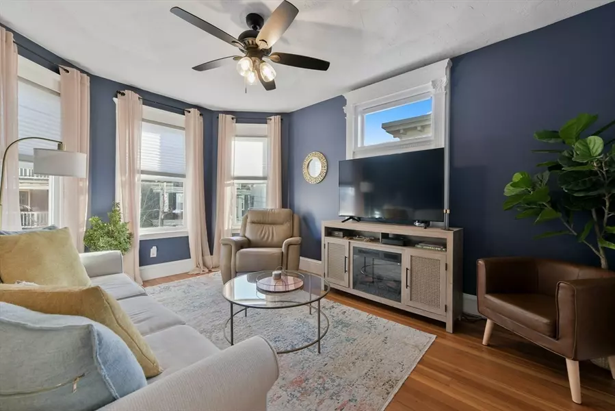 38 Rosemont St #3, Boston, MA 02122