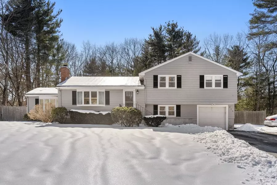 215 Briar Lane, Westwood, MA 02090